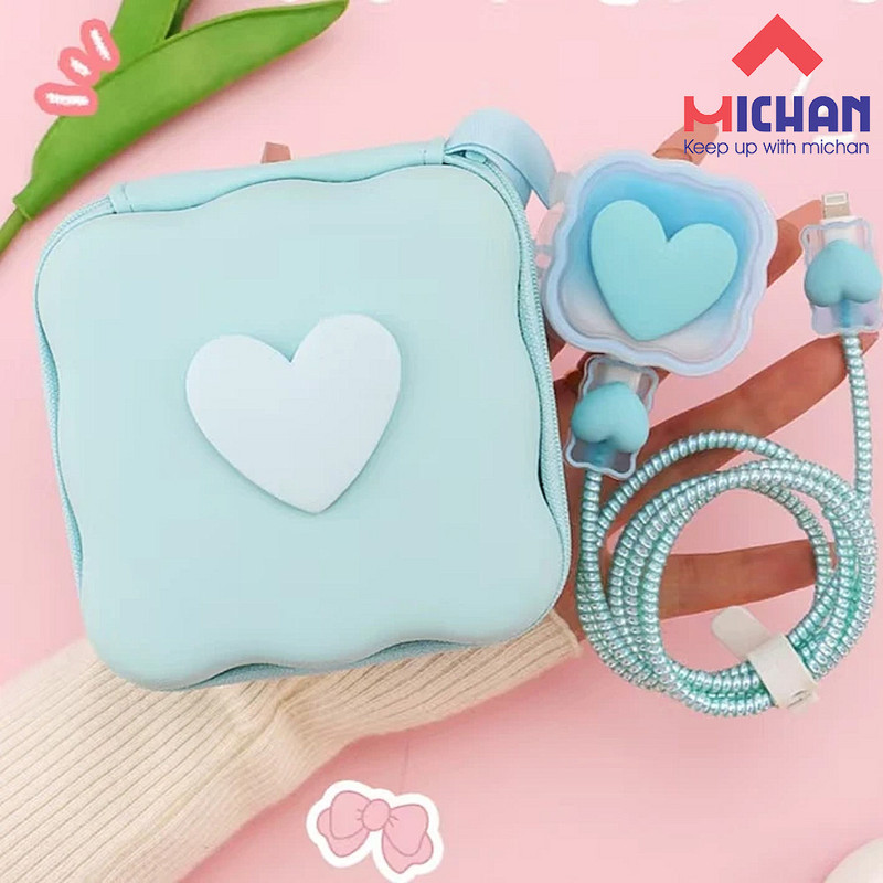 محافظ شارژر میچان طرح fantacy2 به همراه کیف مناسب برای شارژر اپل 3 پین